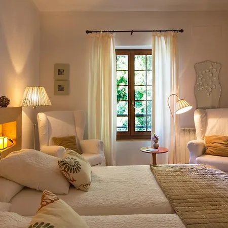 Hotel La Almunia Del Valle 3*